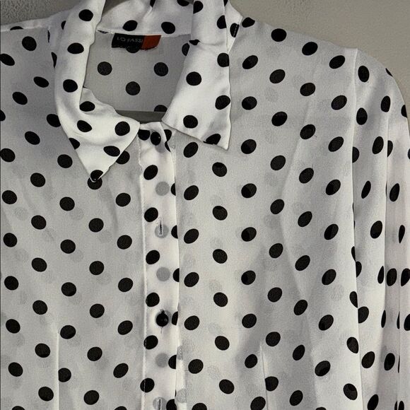 White and Black Long Sleeve Button Down Shirt - Picture 2 of 9